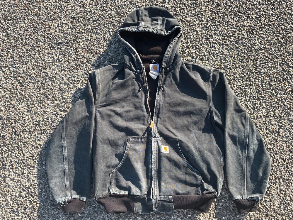 Y2K Carhartt J131-BLK Duck Canvas hooded Jacket black fade to green Med-Reg